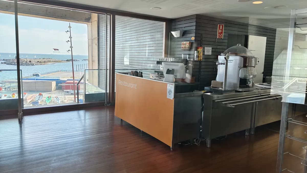 Sailing Experience in Barcelona - Premises 4