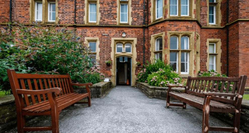 English at Camp - Fleetwood - Premises 4