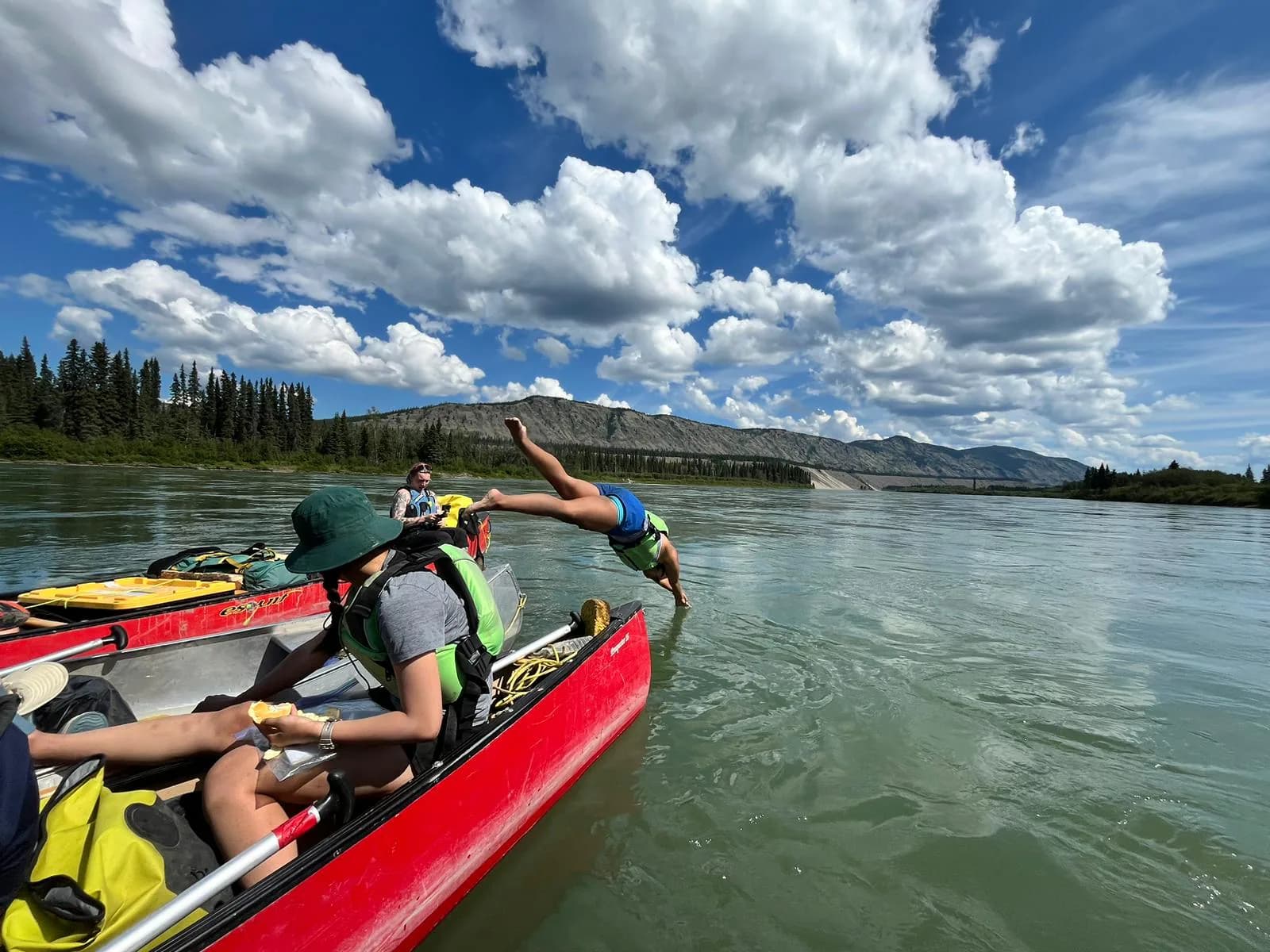 Gen Z Travels - Canada (Yukon) — photo 9
