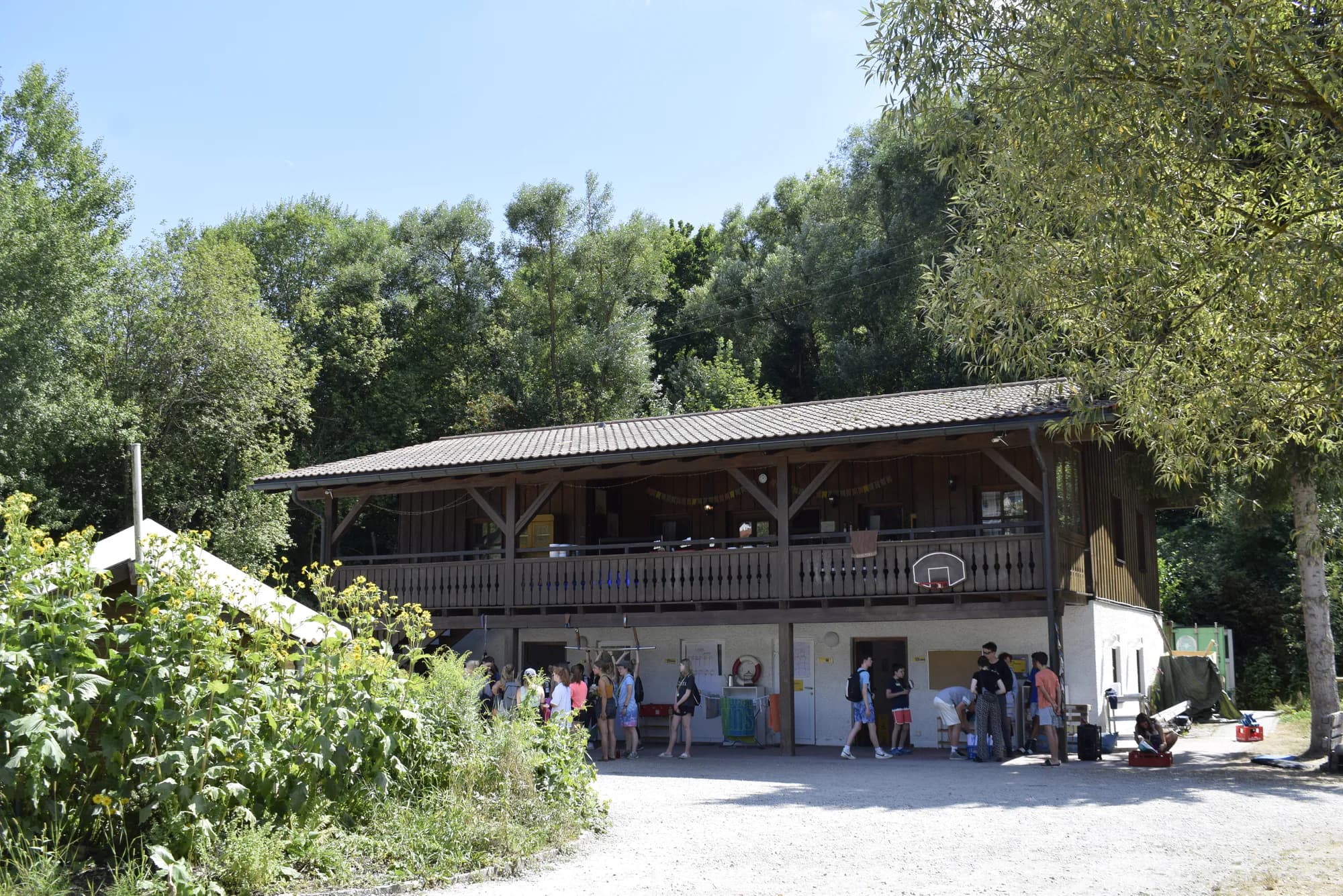 English Language Camp - Regen - Premises 21